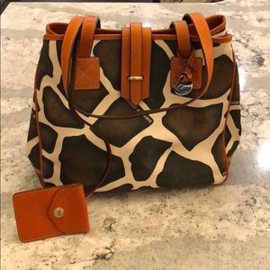 Brand New!! Dooney & Bourke bucket bag.
